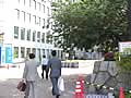 駅改札を左手に行く。