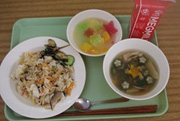 給食