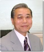 電気通信大学　岡本敏雄教授