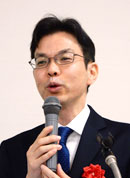 総務省情報通信利用促進課長・御厩祐司氏