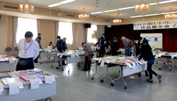 「袖ケ浦市調べる学習コンクール」の展示会