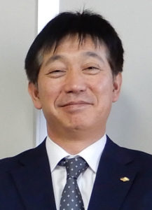 一色保典氏