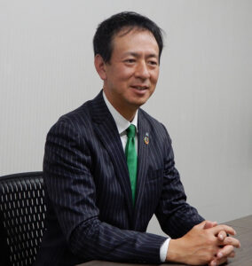 津島 裕株式会社プロット 代表取締役社長