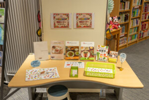 メディアセンターのコーナー展示