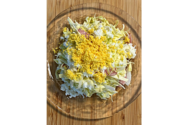 おいしい献立写真　旬の食材は生きた教材～第11回「4月／春野菜のミモザサラダ」