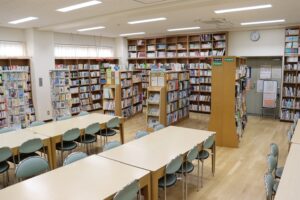 授業の中で生まれた個々の問いを｢ナゾトキ｣に～杉並区立高井戸中学校