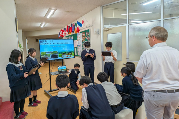 瑞浪市役所×麗澤瑞浪中学校、探究学習の成果を地域に発信～中学生が瑞浪市の未来を提案～