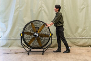 ＜学校の熱中症対策＞五常、体育館の端まで風が届く業務用扇風機を特別価格で提供開始