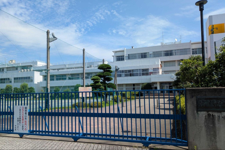 聖望学園が体育授業等にARスポーツ「HADO」を導入、多様な生徒が活躍できる教育環境の構築を目指す
