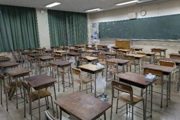 神戸高専、４年生普通教室（電子工学科）のネーミングライツパートナーを公募