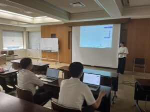 Polimill、自治体向け生成AI「QommonsAI」の研修を3自治体で実施 業務効率化と実務活用へ